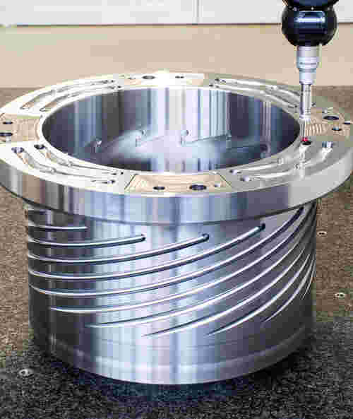 3D-Koordinatenmesstechnik im klimatisierten Messraum bei Werkzeug-Technik Schmitz